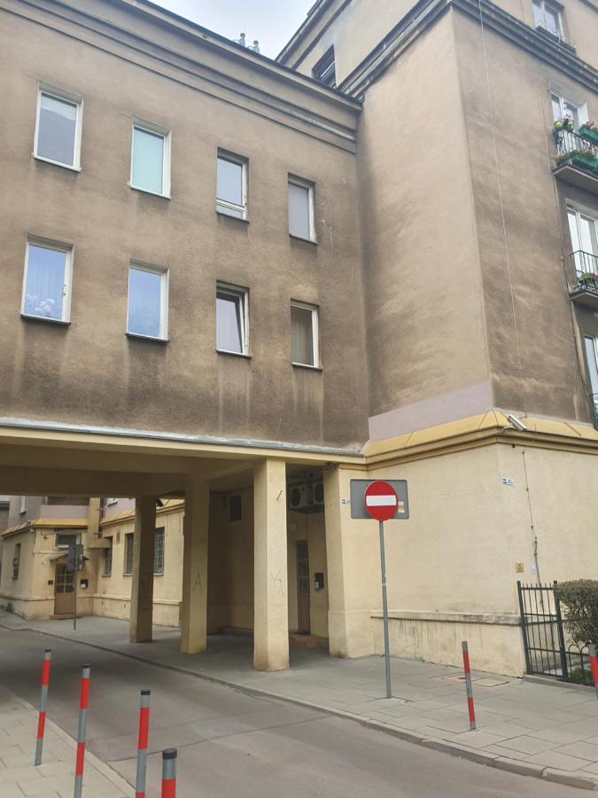 3-Bedroom Flat In City Center P4You Pl Krakau Exterior foto