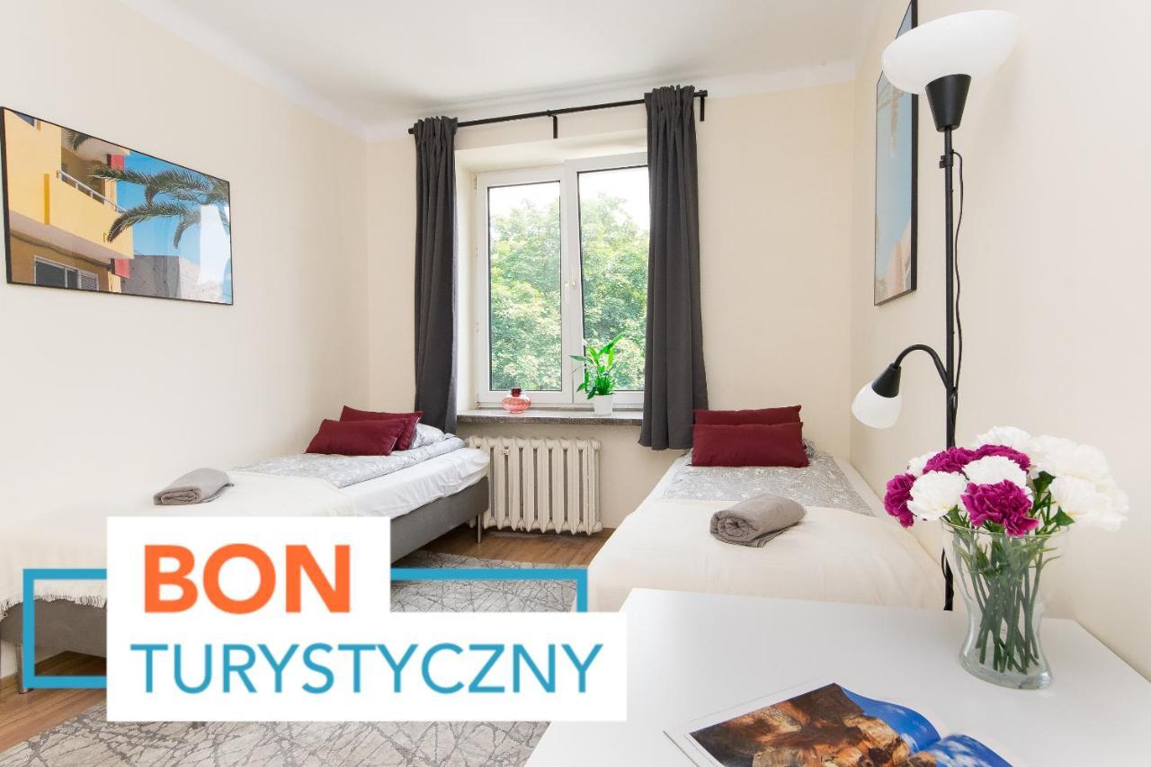 3-Bedroom Flat In City Center P4You Pl Krakau Exterior foto