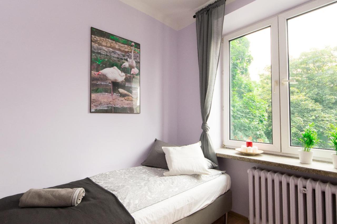 3-Bedroom Flat In City Center P4You Pl Krakau Exterior foto